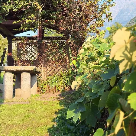 Casa Romilda With Garden And Wi-fi Hébergement de vacances